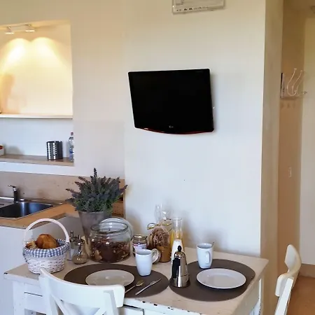 Tenuta Alloggio per agriturismo *